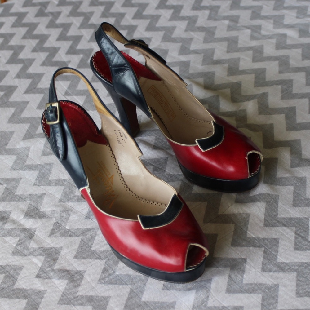 Closet closing sale